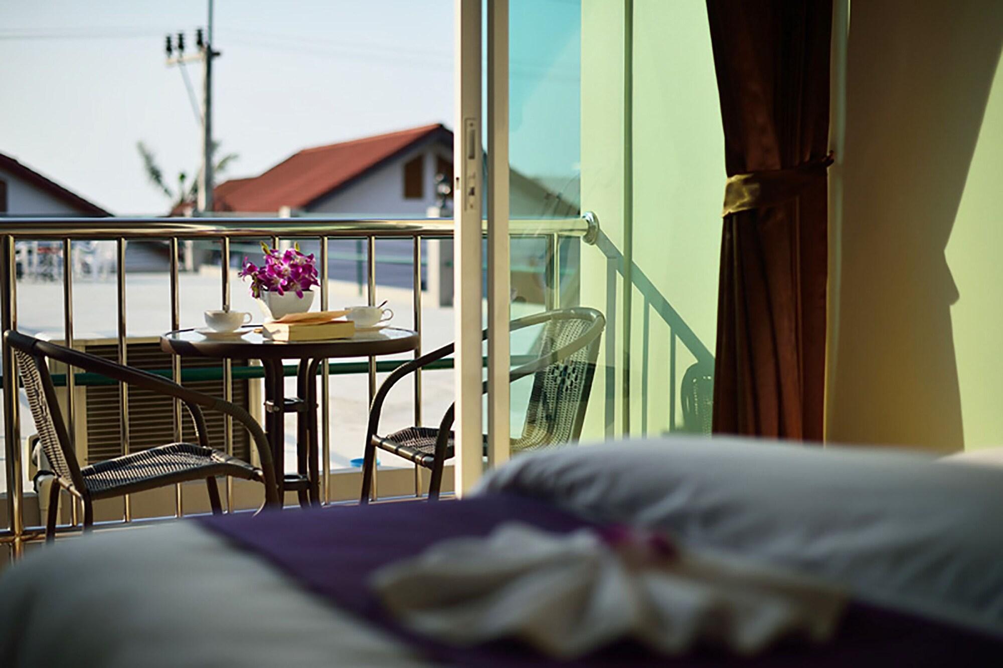 At Kamala Hotel Exterior photo